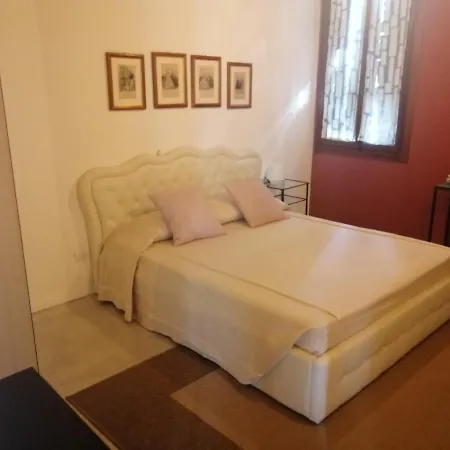 Residence Castello Venezia Buitenkant foto